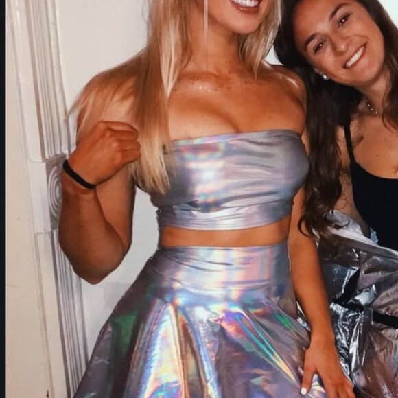 Cute silver skirt set for alien costume - Picture 3 of 3